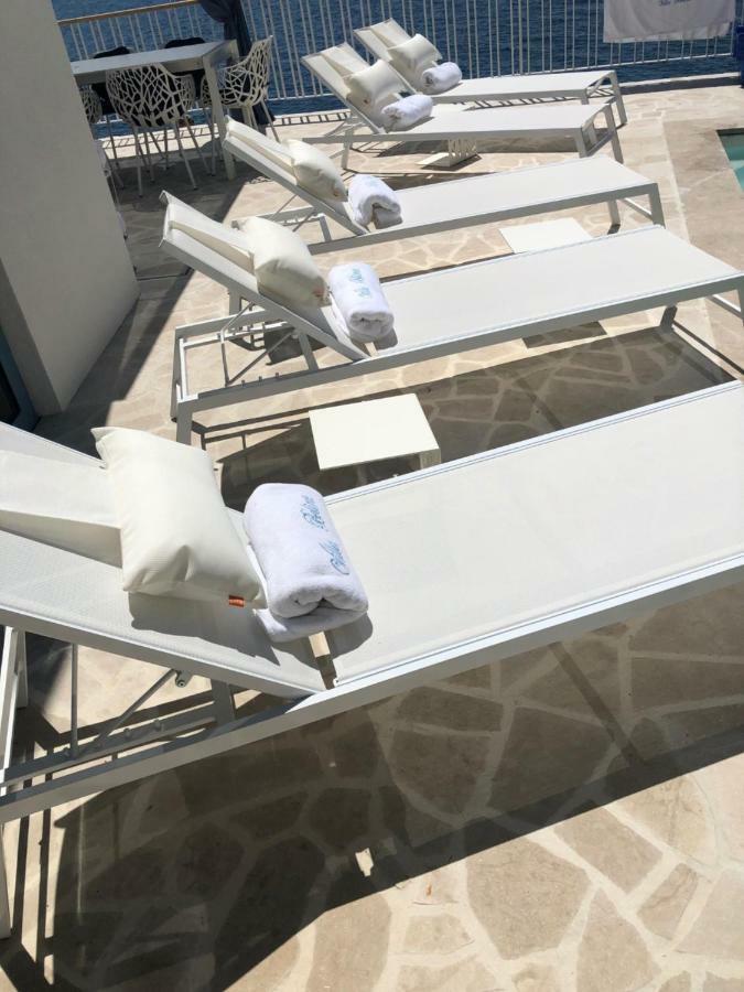 Villa Beline Direct Aan Zee, Verwarmd Zwembad En Sauna 特利巴尼克鲁斯奇卡 外观 照片