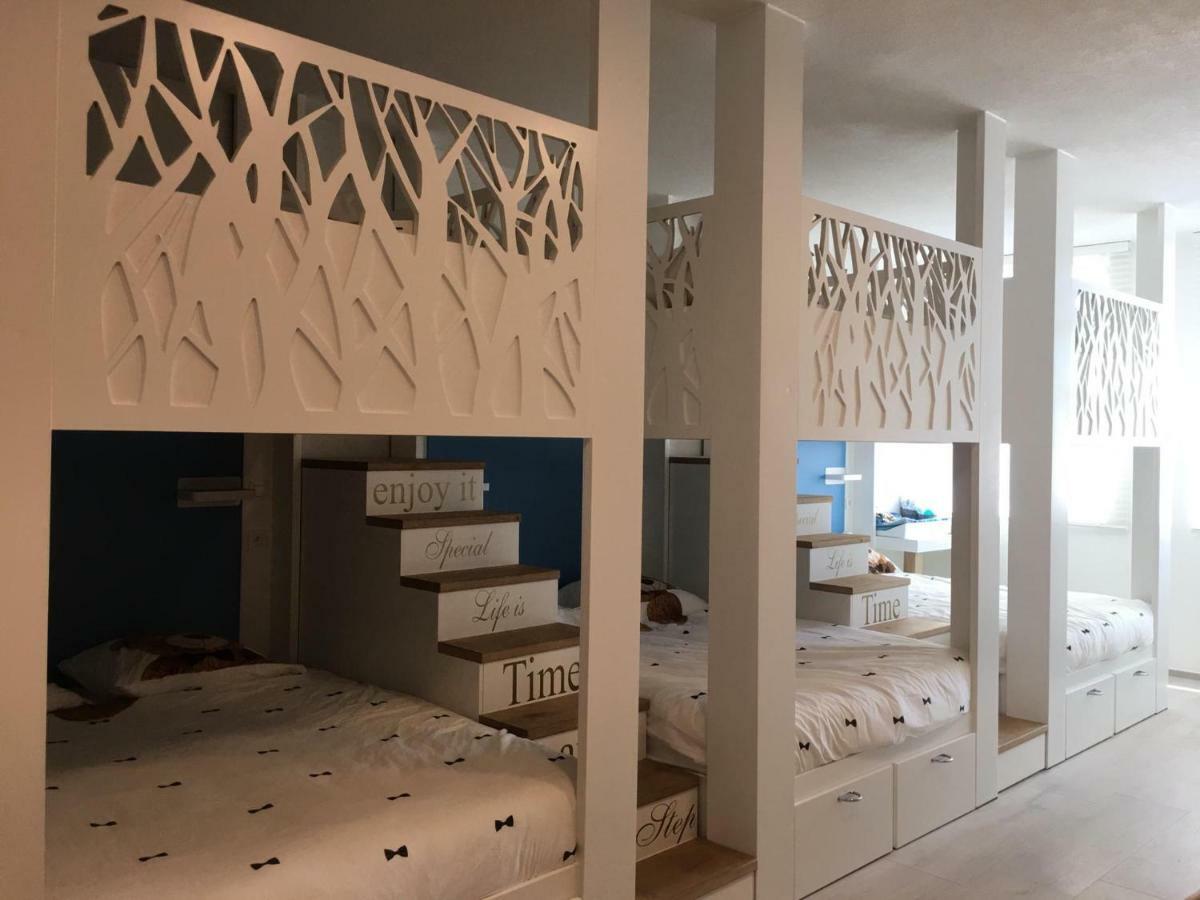 Villa Beline Direct Aan Zee, Verwarmd Zwembad En Sauna 特利巴尼克鲁斯奇卡 外观 照片