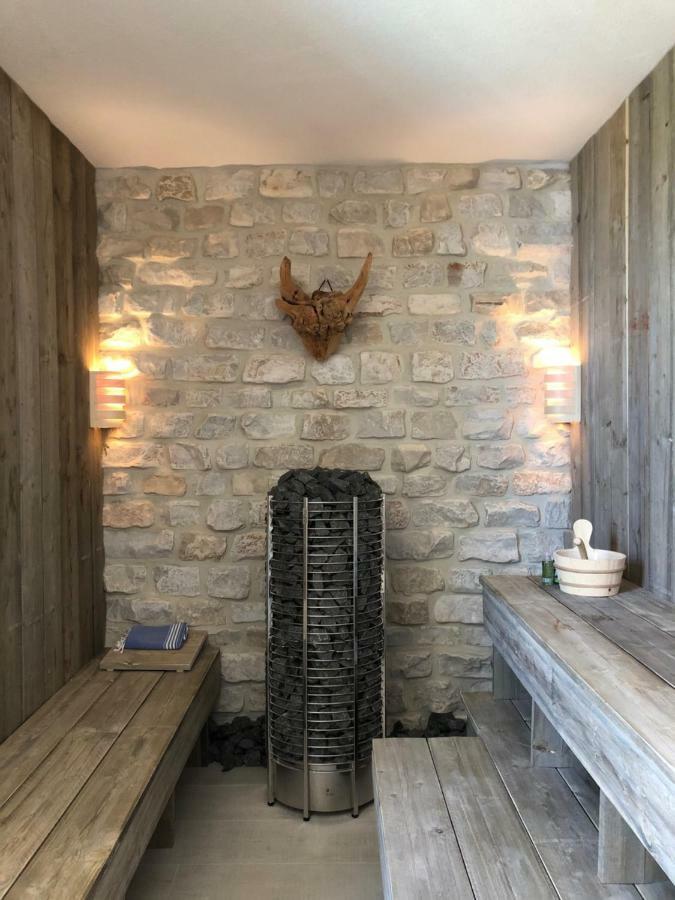 Villa Beline Direct Aan Zee, Verwarmd Zwembad En Sauna 特利巴尼克鲁斯奇卡 外观 照片